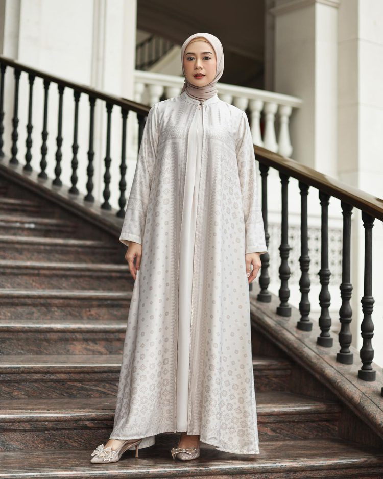 Dersha Set Dress - Image 5