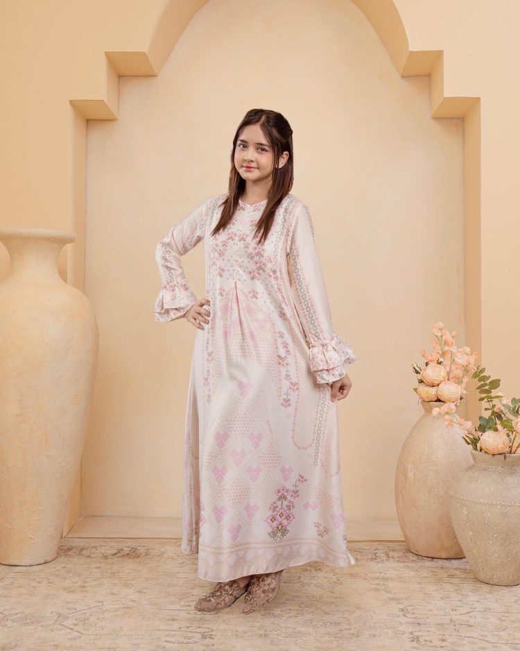 Kids Batavia Dress - Image 5