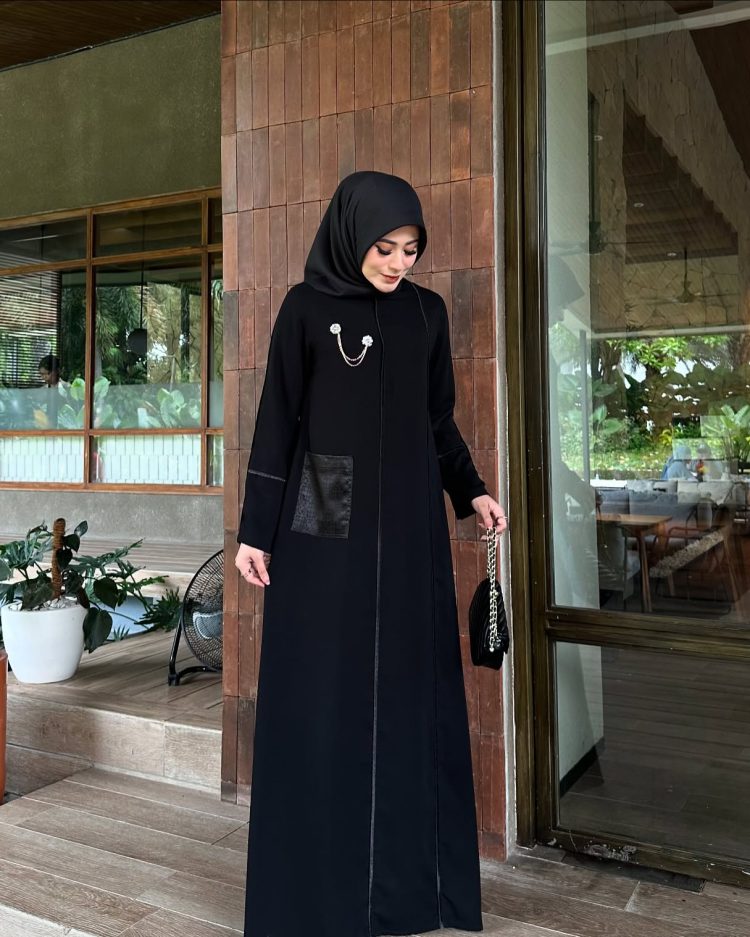 Aisyah Abaya - Image 7